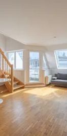 Fully Furnished with A/C for up to 6 months with Balcony - Foto 1