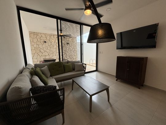 Departamento en PLANTA BAJA, de 2 recámaras, con alberca, al norte de la ciudad. - Photo 1