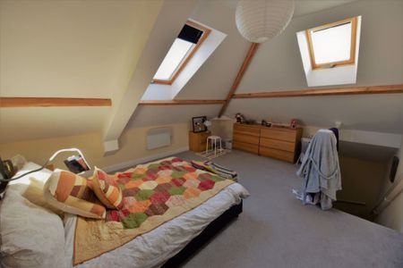 1 bedroom Flat in Flat 3, Leeds - Photo 5