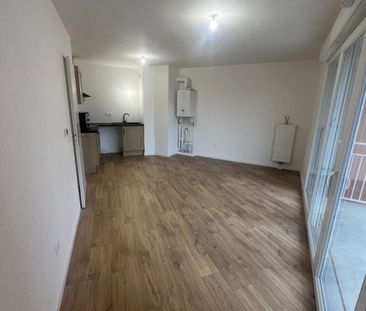 Location Appartement 2 pièces 42m² WASQUEHAL 59290 - Photo 3