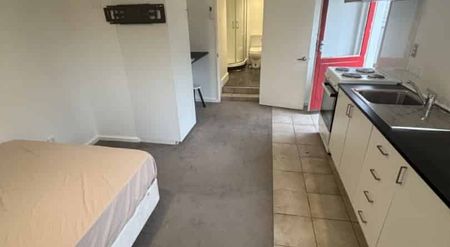 Best Value in Newtown - Photo 5