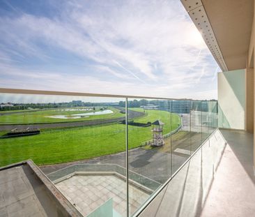 WAREGEM - Vernieuwd app. met 1 SLPK en PRACHTIG ZICHT op Hippodroom... - Photo 4