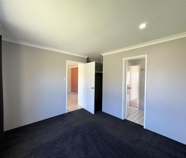 Spacious 3x1 Home with a Generous Outdoor Area - Photo 1