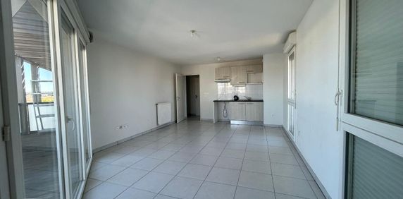 Location Appartement 3 pièces 57m² TOULOUSE 31200 - Photo 2