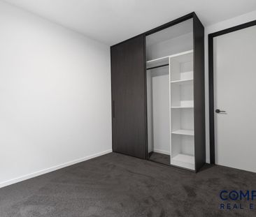 Live in Luxury with a Brand New Family Home - Photo 4