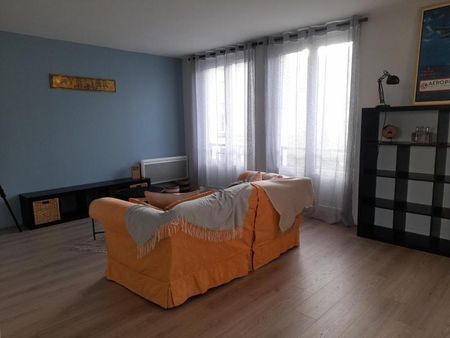 Location appartement 3 pièces 84.62 m2 à Tours - Photo 3