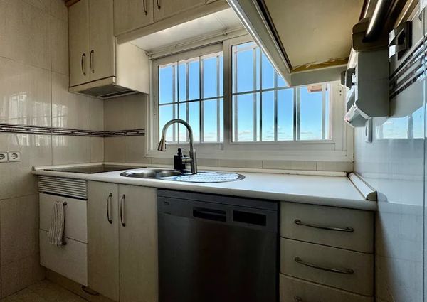 Calle de Tribaldos, Madrid, Community of Madrid 28043