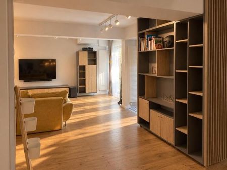 Casa mobilata | Calea Plevnei - Stirbei Voda | Curte si 2 locuri parcare - Fotografie 4