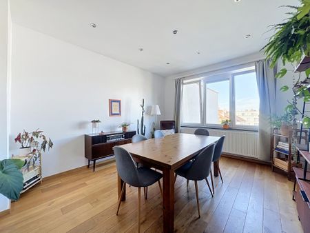 Appartement met twee slaapkamers in Saint-Gilles - Photo 5