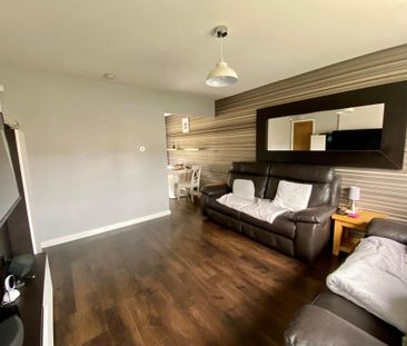 3 bedroom terraced house to rent - Photo 4