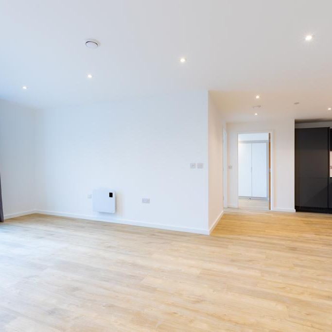 3 bedroom flat to rent - Photo 1