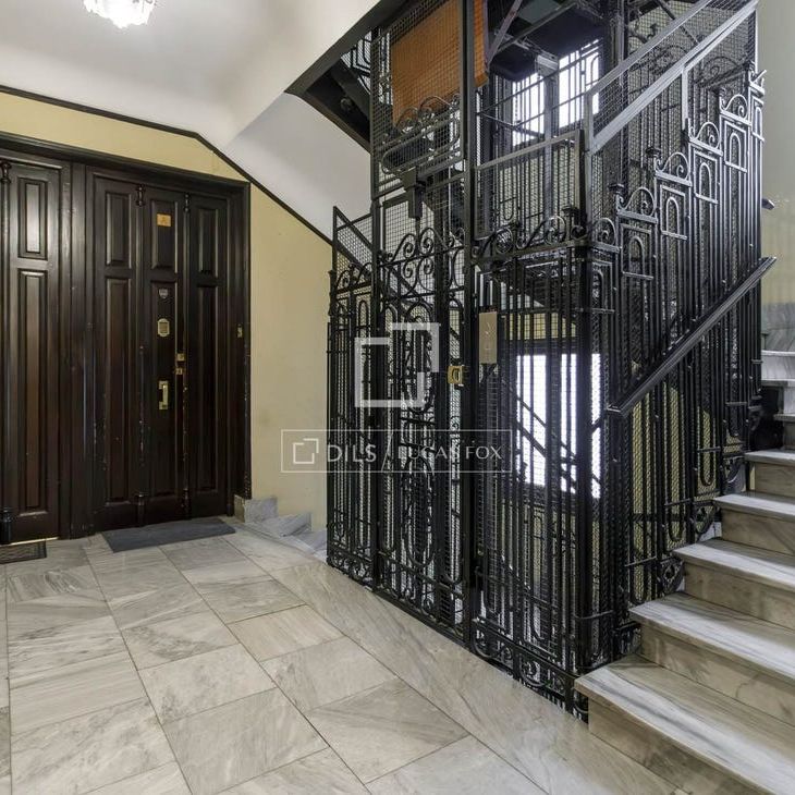 Madrid, Community of Madrid 28004 - Photo 1