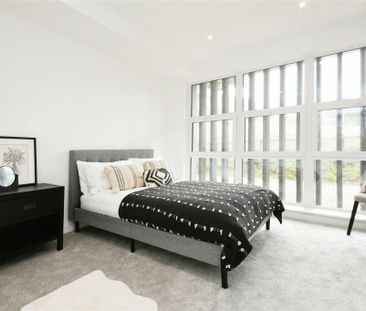 West Bars, CHESTERFIELD - Photo 4