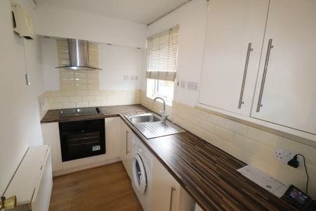 Heideck Gardens, Thriftwood, Property for rent - Photo 4