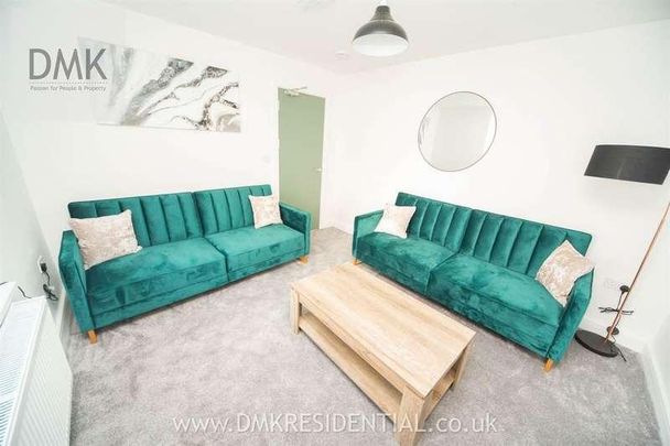 Modern Room To Rent, Norfolk Street, Swansea, SA1 - Photo 1