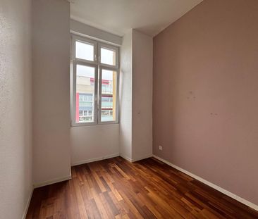 4-room apartment, in a quiet area and stunning views - Photo 2