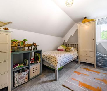 3 bedroom detached house to rent - Photo 2