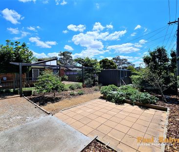 5 Pennefather Street, Higgins ACT 2615 - House For Rent | Domain - Photo 5