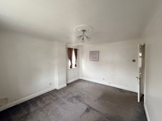 3 bed Semi-Detached - To Let - Photo 1
