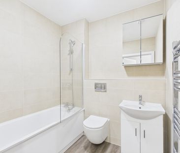 London Road, Camberley - 1 bedroomProperty for lettings - Seymours - Photo 5