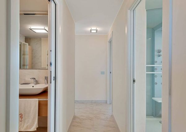 viale sergio bernardini, 345, Camaiore, Tuscany 55041