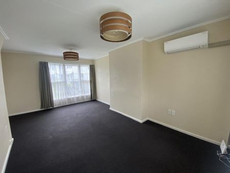 3 Bedrooms Glengarry - Photo 2