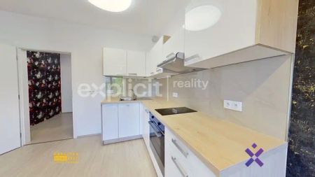 Pronájem, Byt 1+kk, 33 m - Photo 2