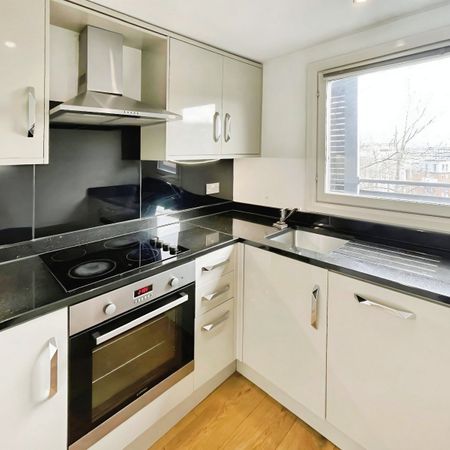 2 bedroom apartment to rent - Photo 3