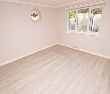 2 Bedroom Detached Bungalow - Photo 5