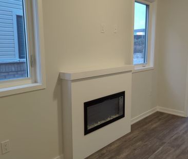 For Lease - 2036 Horace Duncan Crescent, Oshawa, Ontario - Photo 1