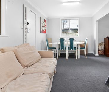 Spacious Home in Lemon Tree Passage - Photo 2