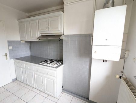 Location Appartement 3 pièces 61m² CHAMALIERES 63400 - Photo 3