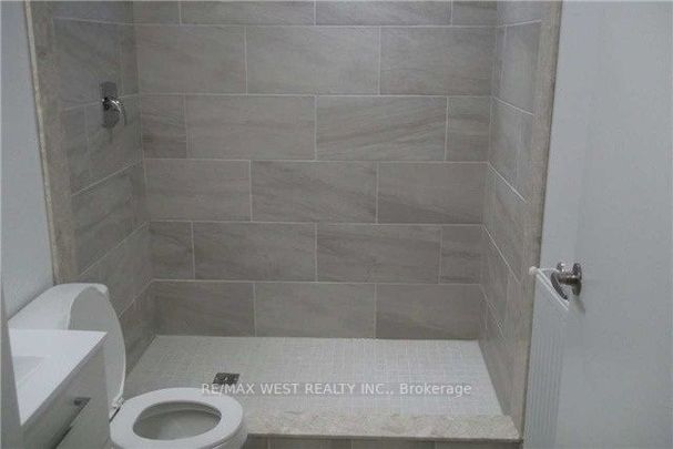 For Lease - 111 Lippincott Street Unit# Lower, Toronto, Ontario - Photo 1