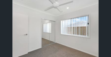 Enjoy Modern Living in a Brand-New Home – Perfectly Positioned in Woodlinks Estate - Photo 2