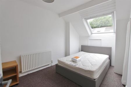 3 bedroom terraced house to rent - Photo 5