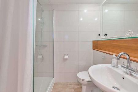 Gainsborough Studios South, Islington, N1 - Photo 5