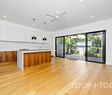 Character home with superb modern improvements - Photo 6