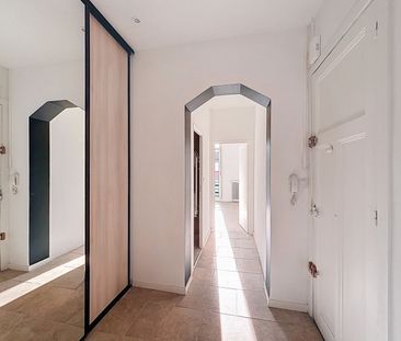 Location Appartement 2 pièces 44m² - Photo 5