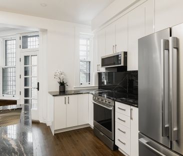 1570 Av. des Pins O., #B - Photo 6