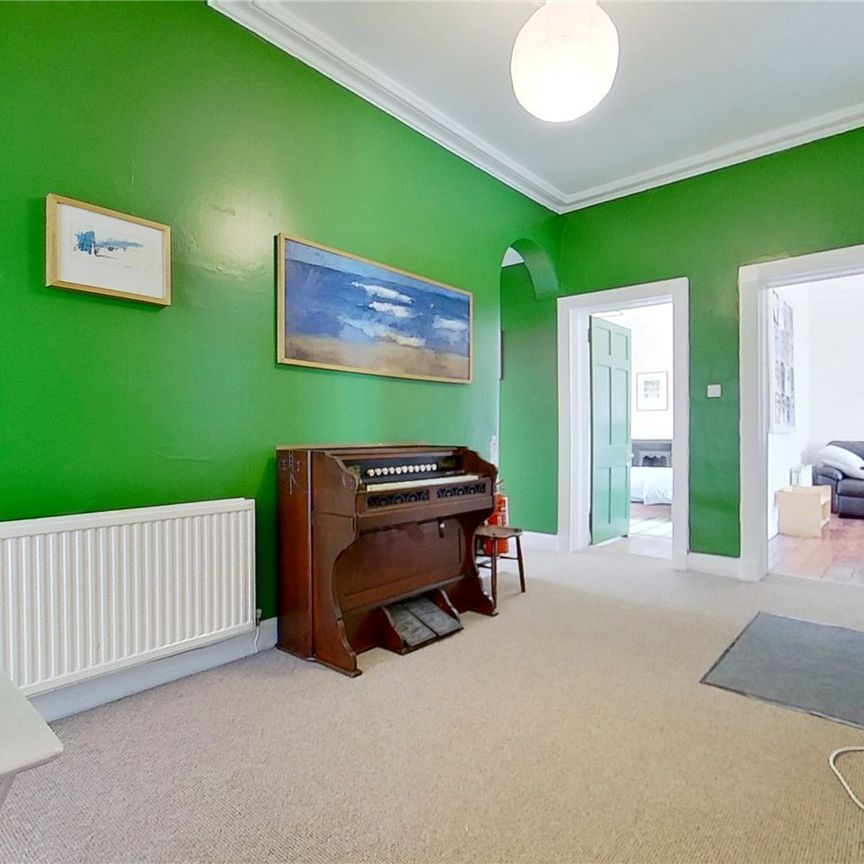 5 bedroom apartment to rent - Photo 1
