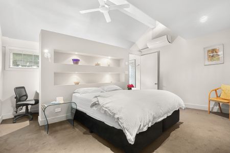 21 Boundary Street, Darlington NSW 2008 - House For Rent | Domain - Photo 5