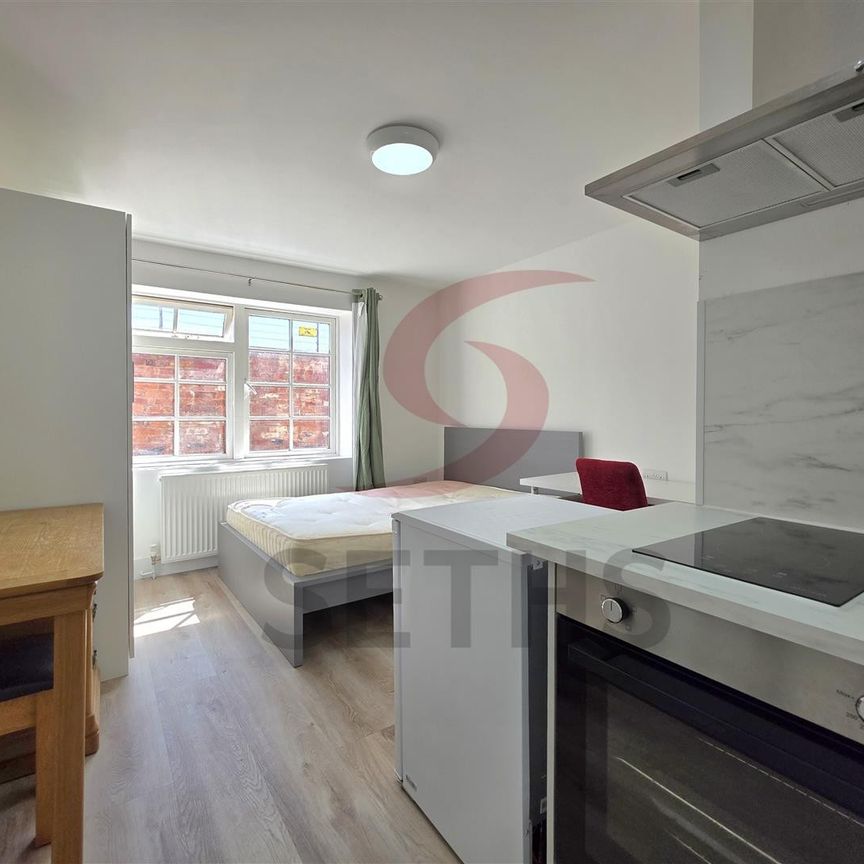 Sandpits Lane, CV6, Coventry - Photo 1