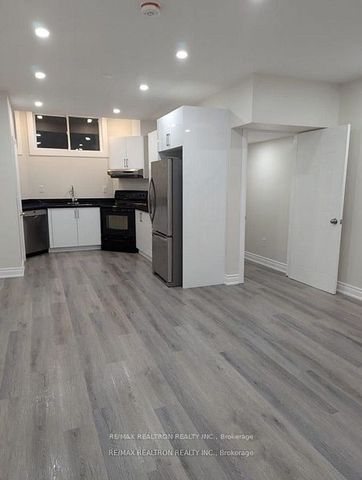 For Lease - 187 Crossland Gate Unit# Lower, Newmarket, Ontario - Photo 4