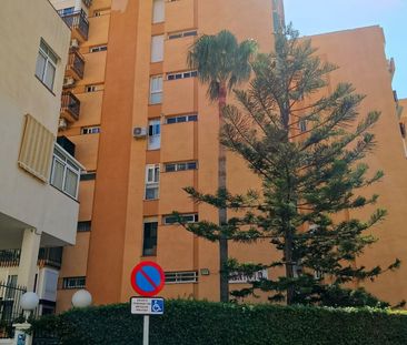 ACOGEDOR APARTAMENTO EN ARROYO DE LA MIEL, BENALMÁDENA - Photo 2