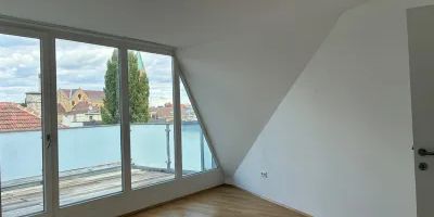 Dachgeschoß Wohnung mit Terrasse und schönem Ausblick, inklusive Garage - Foto 3