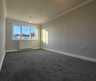 Almond Croft - Photo 5