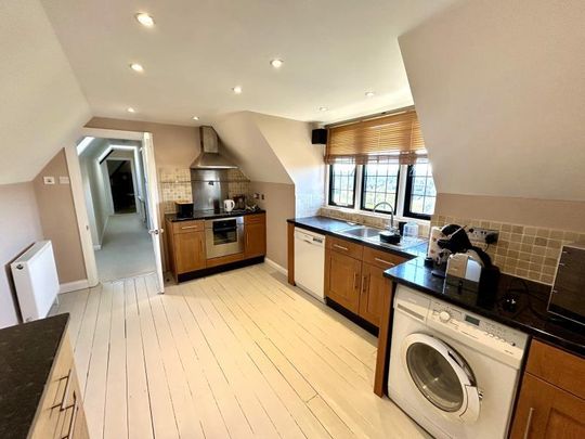 2 bedroom apartment to rent - Photo 1