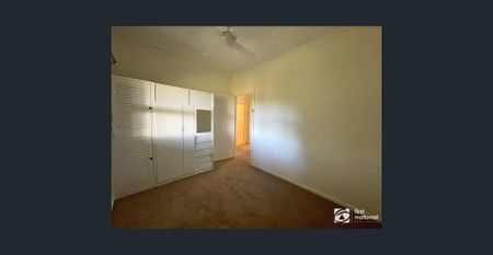 This country home is a rare find - Photo 3