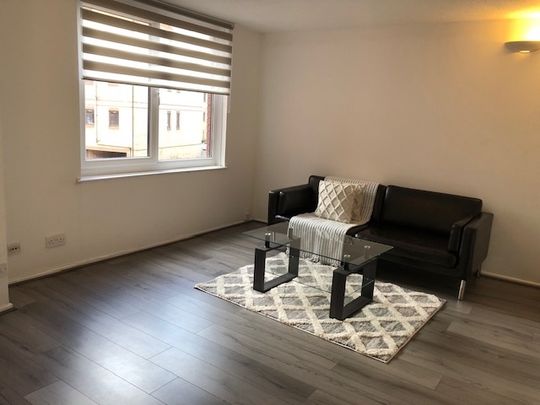 1 Bed Flat, New City Road, G4 - Photo 1