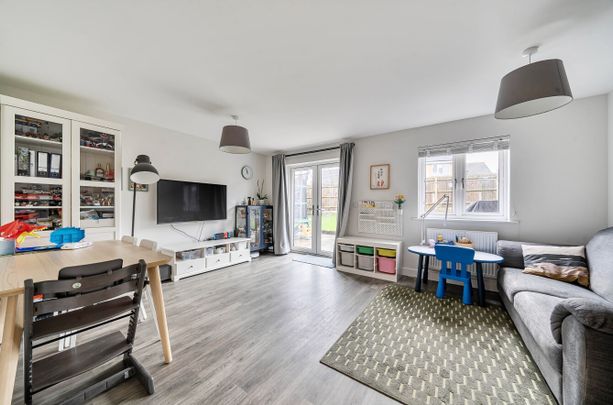 3 bedroom detached house to rent - Photo 1